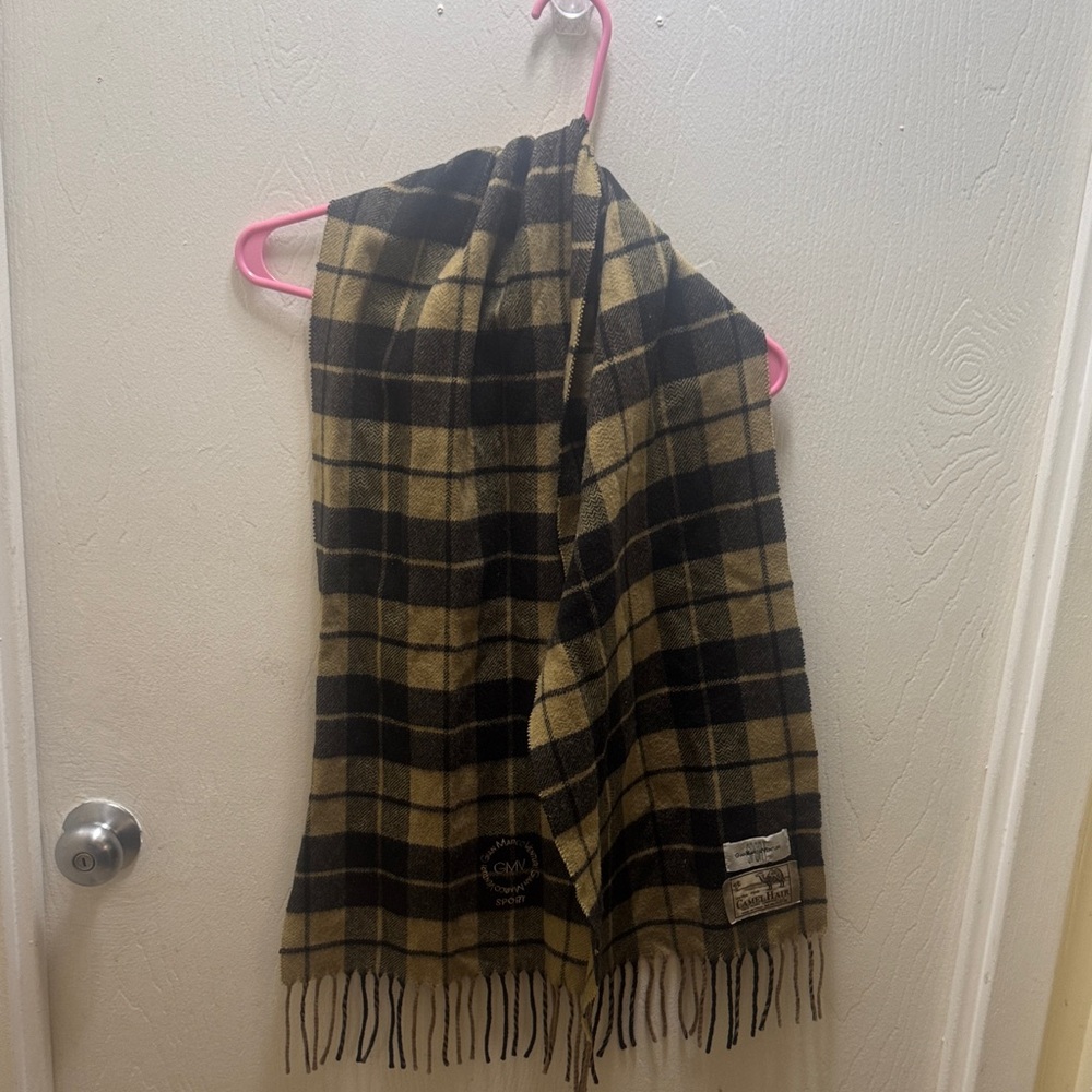 Vintage Gian Marco Venturi Black/Tan Checkered 100% Camel Hair scarf
